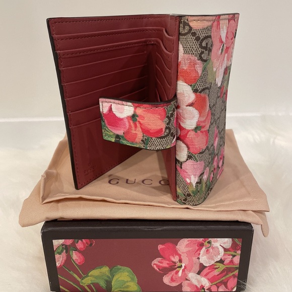 GUCCI 470071 GG Supreme Monogram Blooms Print French Flap Wallet Antique Rose - Picture 3 of 13